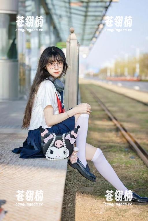 探秘17吃瓜网传送门，畅享每日最新最全的吃瓜内容