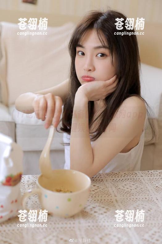 女生必备的17吃瓜网app，一秒掌握娱乐圈鲜闻