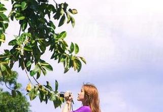 下载51吃瓜官网，成为吃瓜群众中的一员，及时获取你身边的热门八卦消息！
