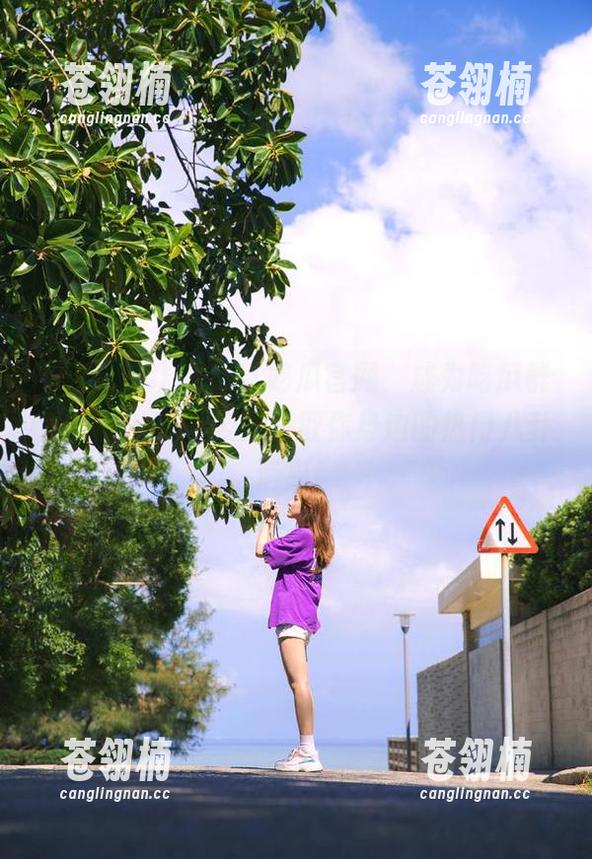 下载51吃瓜官网，成为吃瓜群众中的一员，及时获取你身边的热门八卦消息！