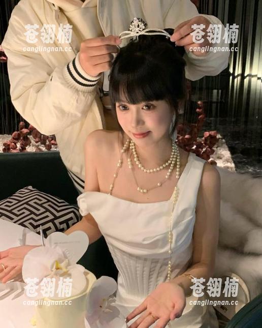 91吃瓜网反差热点全解析,收藏吃瓜好内容不停 91吃瓜网反差热点全解析,收藏吃瓜好内容不停