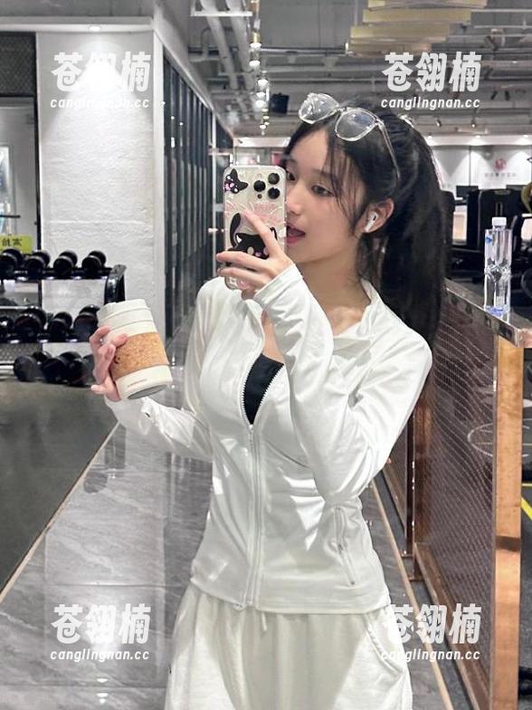 登录92吃瓜黑料导航,深度挖掘明星不为人知的秘密 登录92吃瓜黑料导航,深度挖掘明星不为人知的秘密