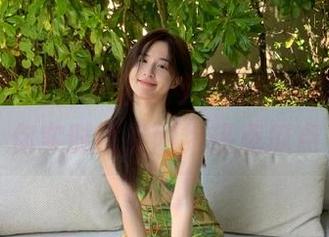 98吃瓜网网页观看神器，带你实时捕捉网络热点瓜点