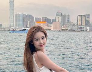 五一吃瓜免费享不停，首页指引明晰，少女永不迷路！