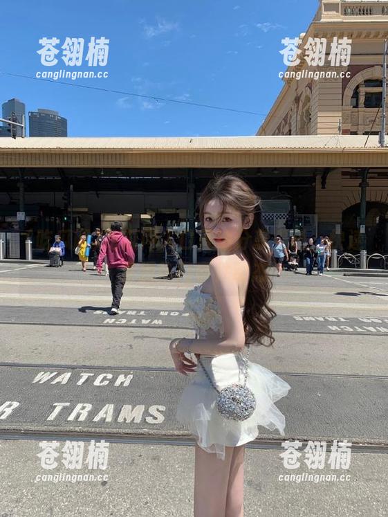 吃瓜网入口直达分享渠道,快速掌握热门事件动态 吃瓜网入口直达分享渠道,快速掌握热门事件动态